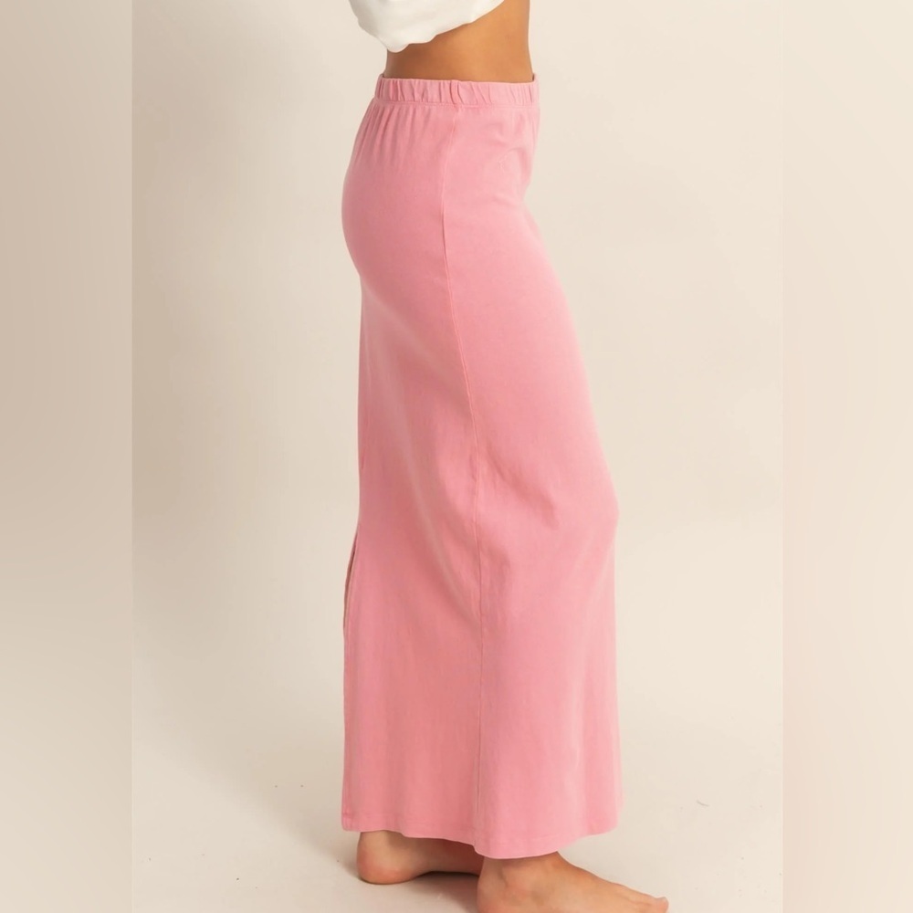Essential Skirt - Pink - Picture 3 of 5